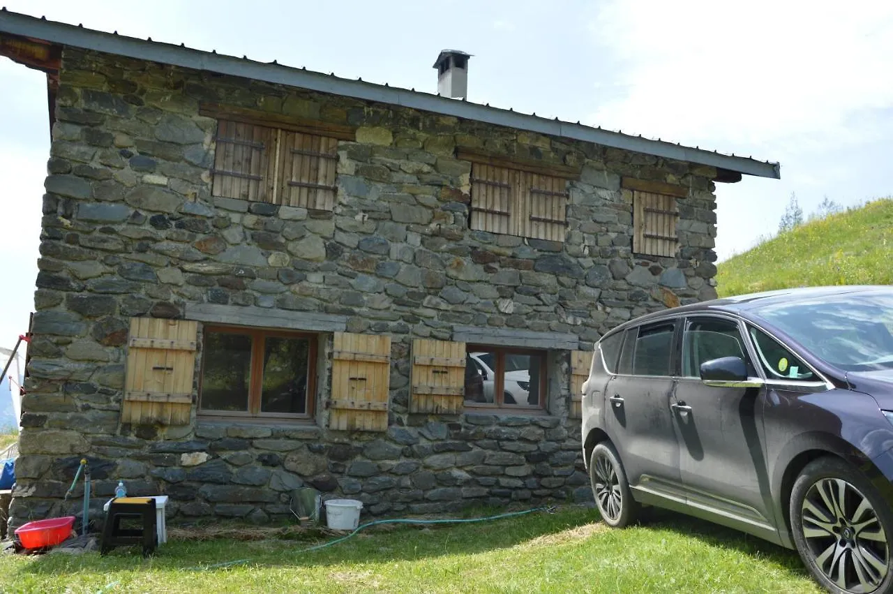 Farm stay Chalet D'Alpage Du Folliex Attention Validez Votre Reservation Par Telephone Villa La Plagne